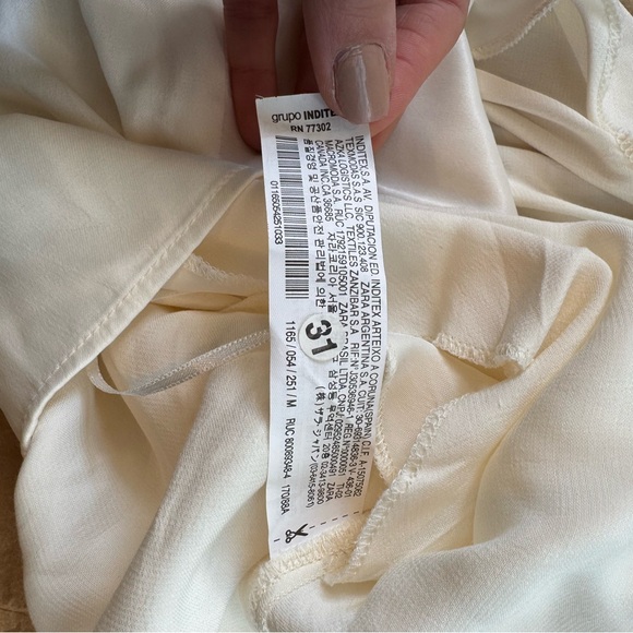 Zara silk spaghetti strap crop top. - Picture 4 of 5